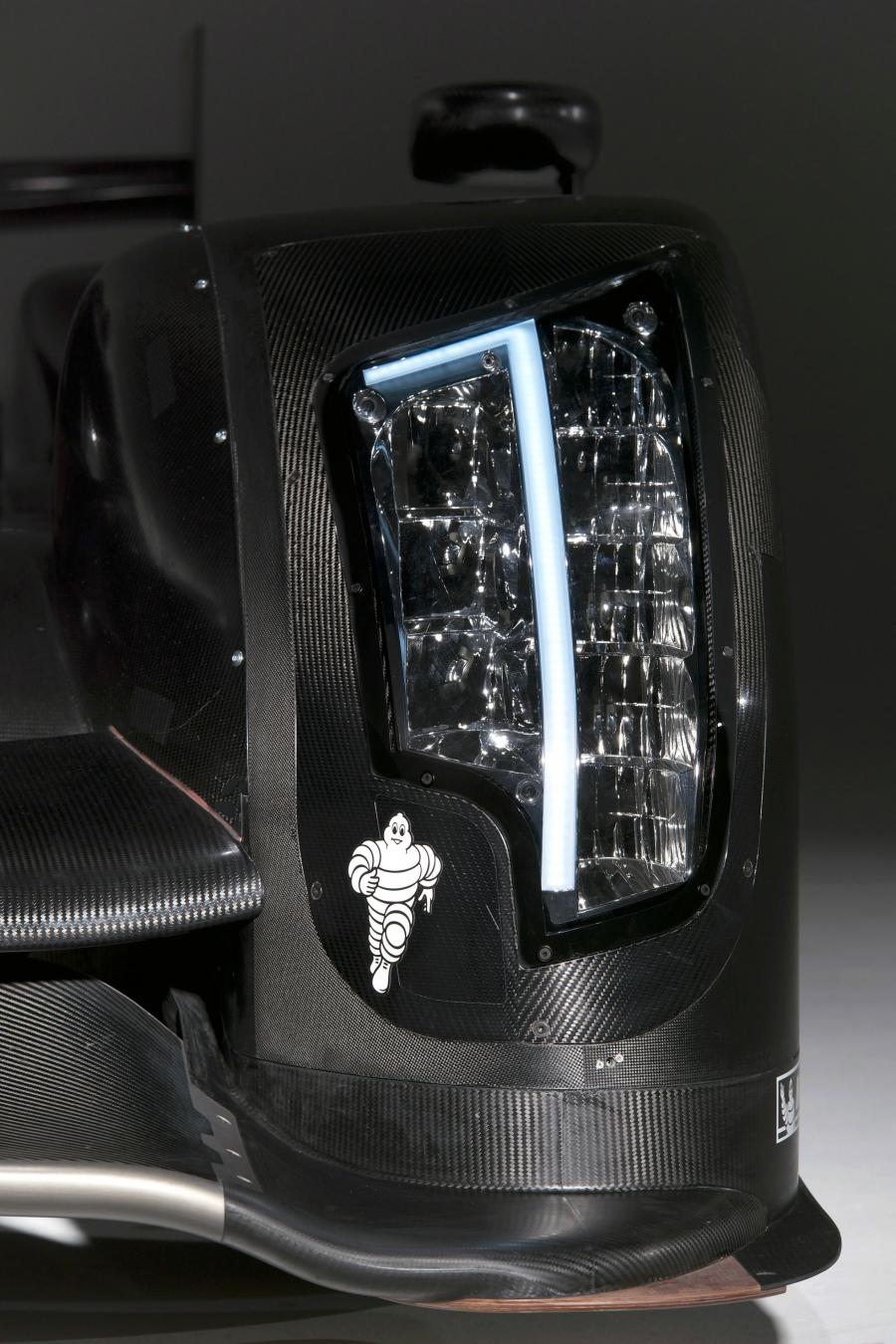 Детали экстерьера Audi R18 TDI 2011 года  (фото 66 из 77)